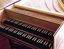 Two-manual harpsichord built from Hubbar kit, 1971 (8 KB JPEG)